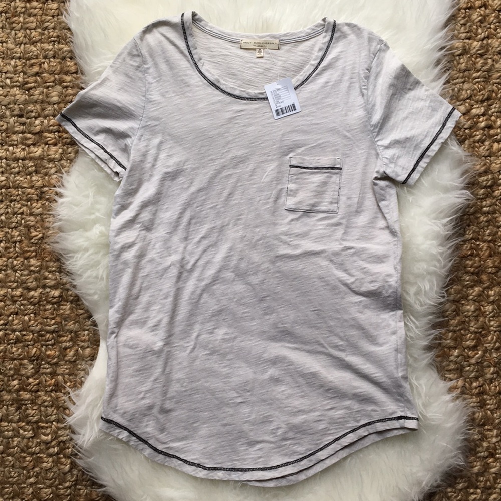 NWT Truly Madly Deeply Tee